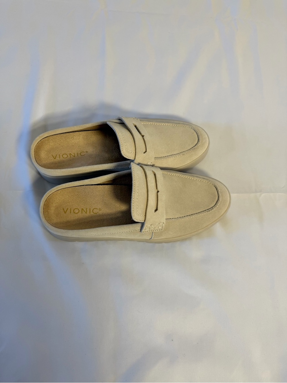 Vionic Uptown Mules, size 7. - Picture 3 of 8